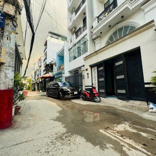 Bán nhà  1 trệt 4 lầu 252/32 đường Phạm Văn Chiêu, phường 9, Quận Gò Vấp, HCM