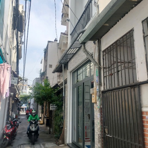 Bán nhà 390/  đường Phạm Văn Bạch, phường 15, Quận Tân Bình, HCM