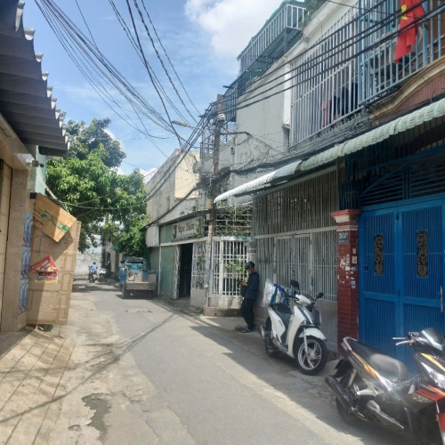 Bán nhà 39/   đường Hoàng Bật Đạt, phường 15, Quận Tân Bình, HCM
