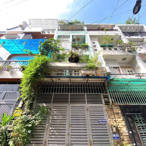 Bán nhà 1 trệt 3 lầu 1306/6/  đường Quang Trung, phường 4, Quận Gò Vấp, HCM