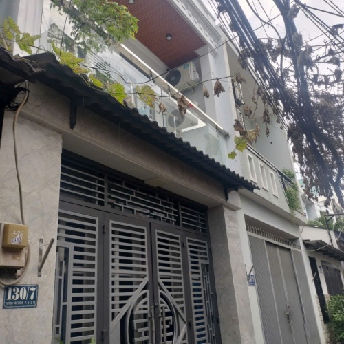 Bán nhà 1 trệt 1 lầu 130/  đường Huỳnh Văn Nghệ, phường 15, Quận Tân Bình, HCM